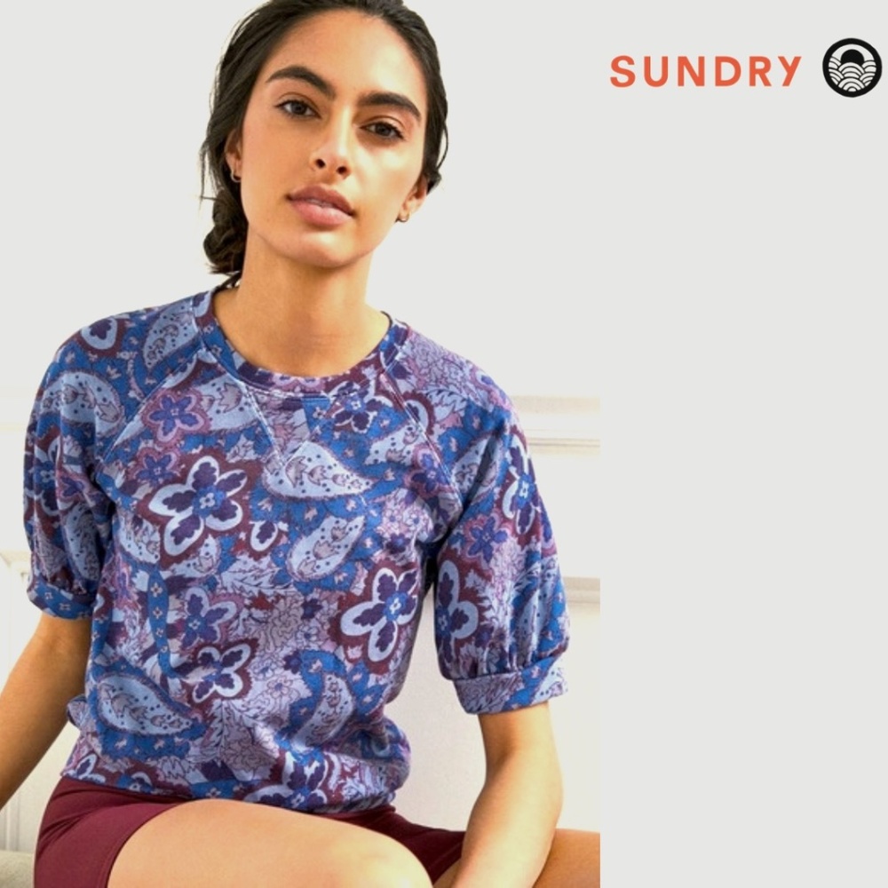 Sundry Paisley Raglan Top